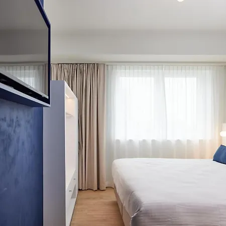 Szálloda C-hotels Burlington 3*