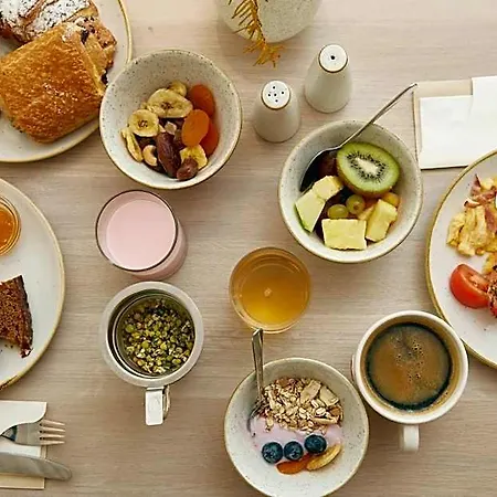 C-hotels Burlington 3*