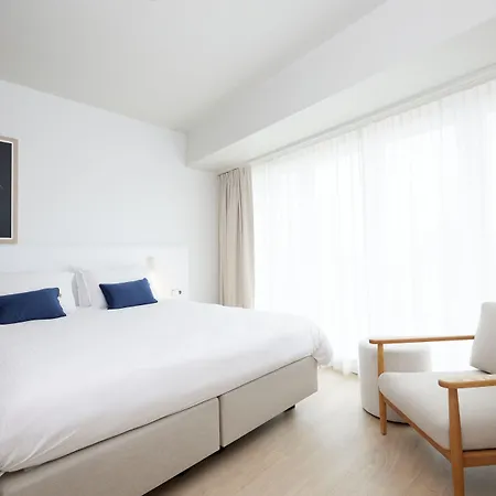 Szálloda C-hotels Burlington 3*