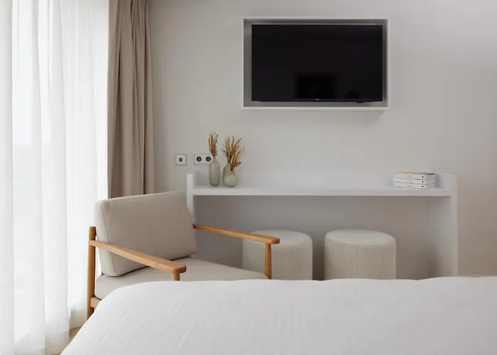 C-호텔스 벌링턴 호텔 3*