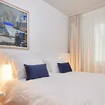 C-hotels Burlington ホテル 3*