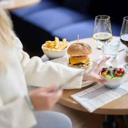 Hotel C-hotels Burlington 3*